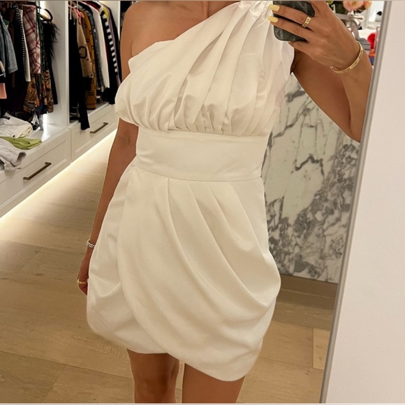 Modus Fashion White one shoulder Puffy Women’s Dress Size Small‎ - Picture 3 of 9